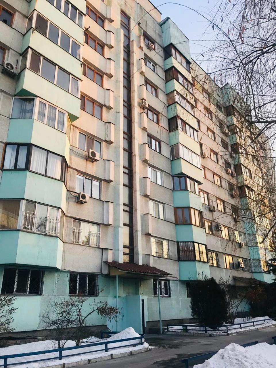 West Point Capsule Hostel Almaty Exterior photo